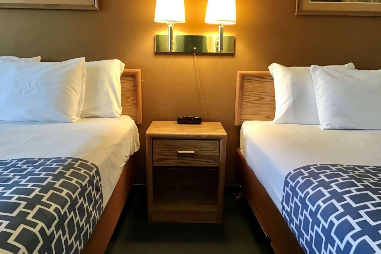 Travelodge By Wyndham Powell Buitenkant foto