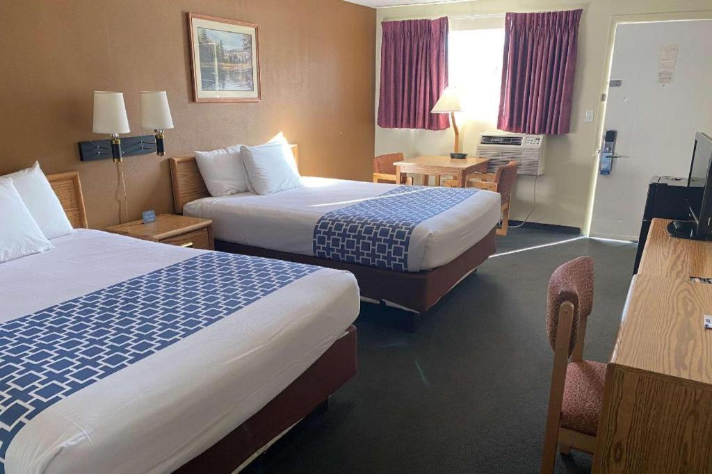 Travelodge By Wyndham Powell Buitenkant foto
